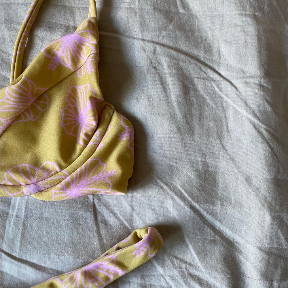 Benoa swim set size small